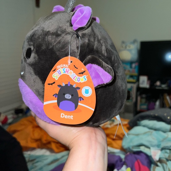 New Halloween FTM 8” Dent The Black and Purple Dragon Squishmallows - Picture 8 of 11